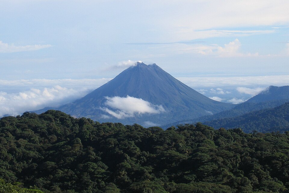 Ponto Turístico Lago Arenal em Fortuna (Vulcão Arenal)