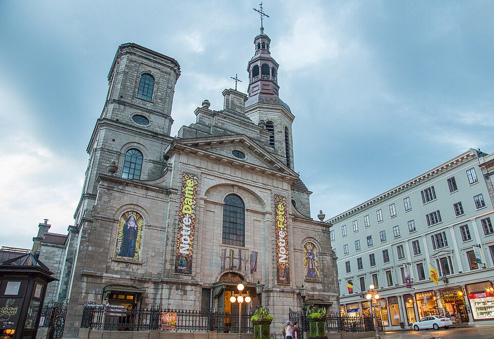 Ponto Turístico Basilique-Cathédrale Notre-Dame de Québec em Cidade de Quebec