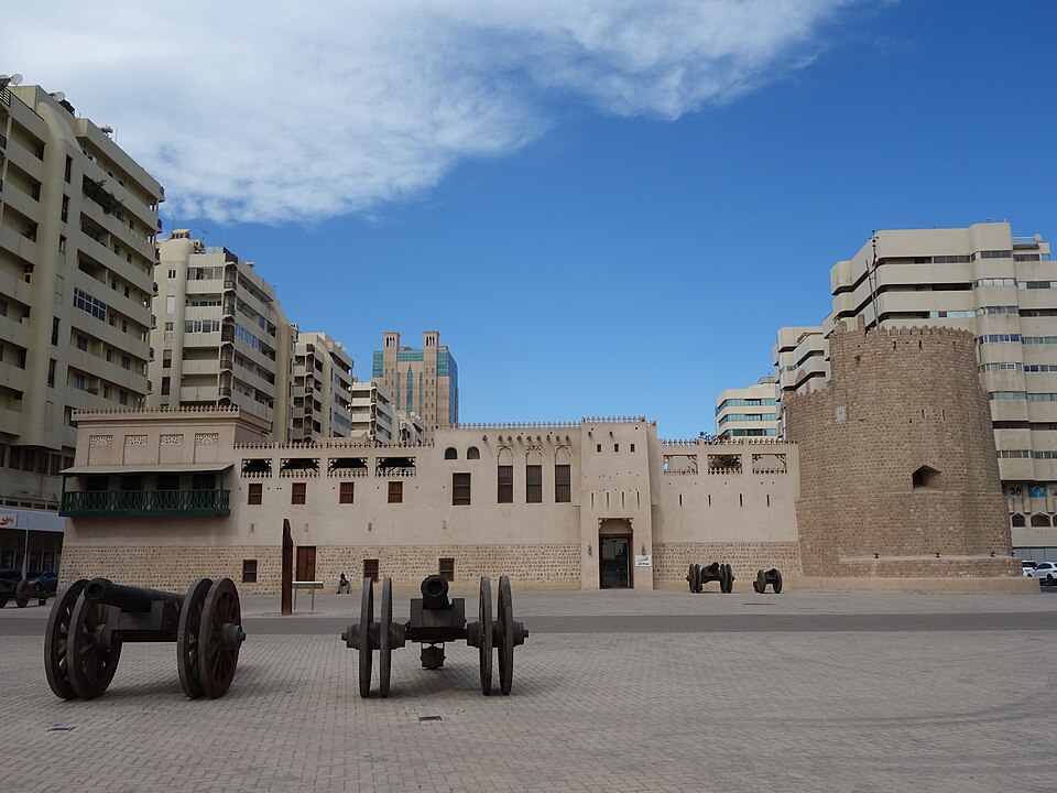 Ponto Turístico Qasr Al Hosn em Abu Dhabi