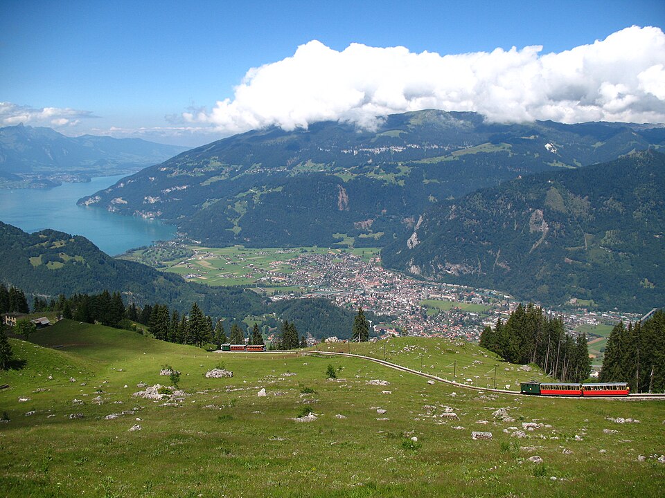 Ponto Turístico Lago Brienz em Interlaken