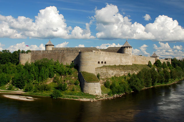 Ponto Turístico Fortaleza de Ivangorod (Vista Panorâmica) em Narva