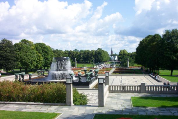 Ponto Turístico Parque de Esculturas Vigeland (Vigelandsparken) em Oslo