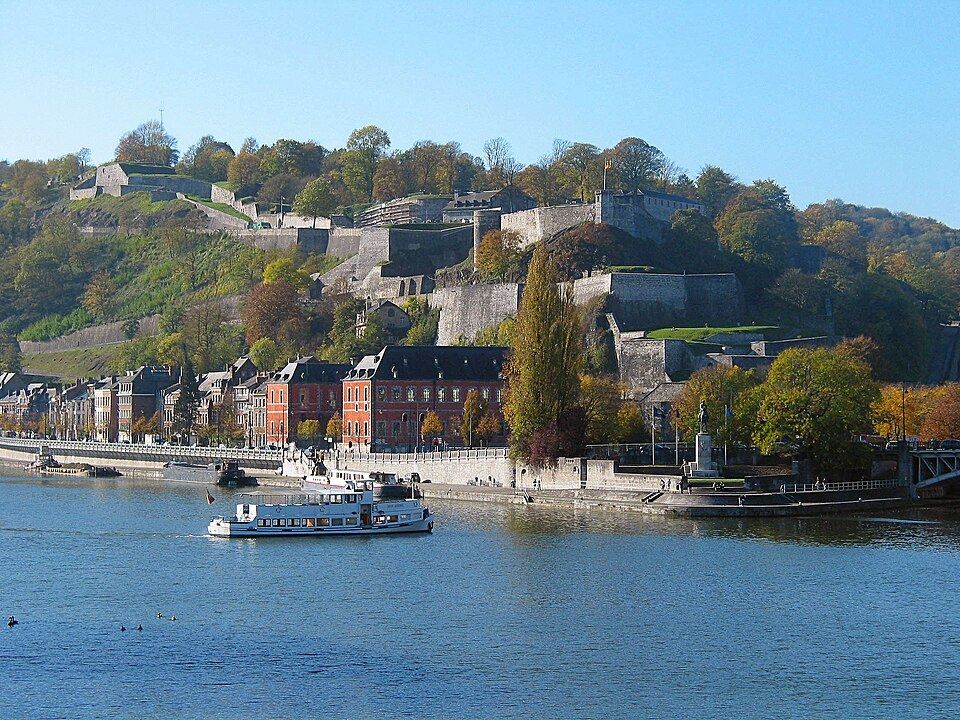 Ponto Turístico Confluência dos Rios Meuse e Sambre em Namur