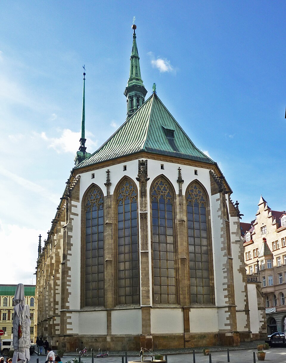 Ponto Turístico Ossuário de São Tiago (Kostnice u Sv. Jakuba) em Brno