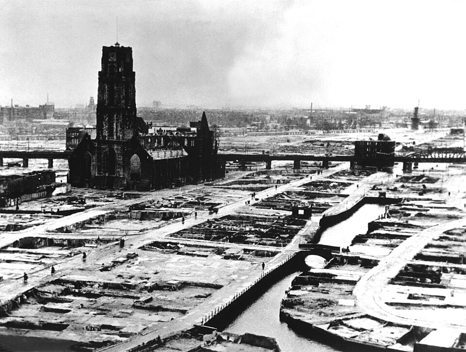 Ponto Turístico Estação Central de Roterdão (Rotterdam Centraal) em Roterdão