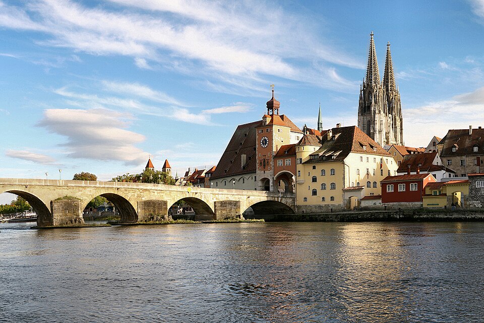 Ponto Turístico Ponte de Pedra de Ratisbona (Steinerne Brücke) em Ratisbona