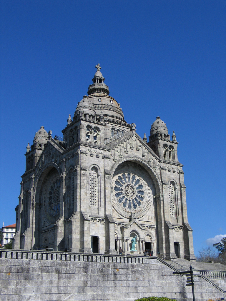 Ponto Turístico Santuário de Santa Luzia (Templo-Monumentual) em Viana do Castelo