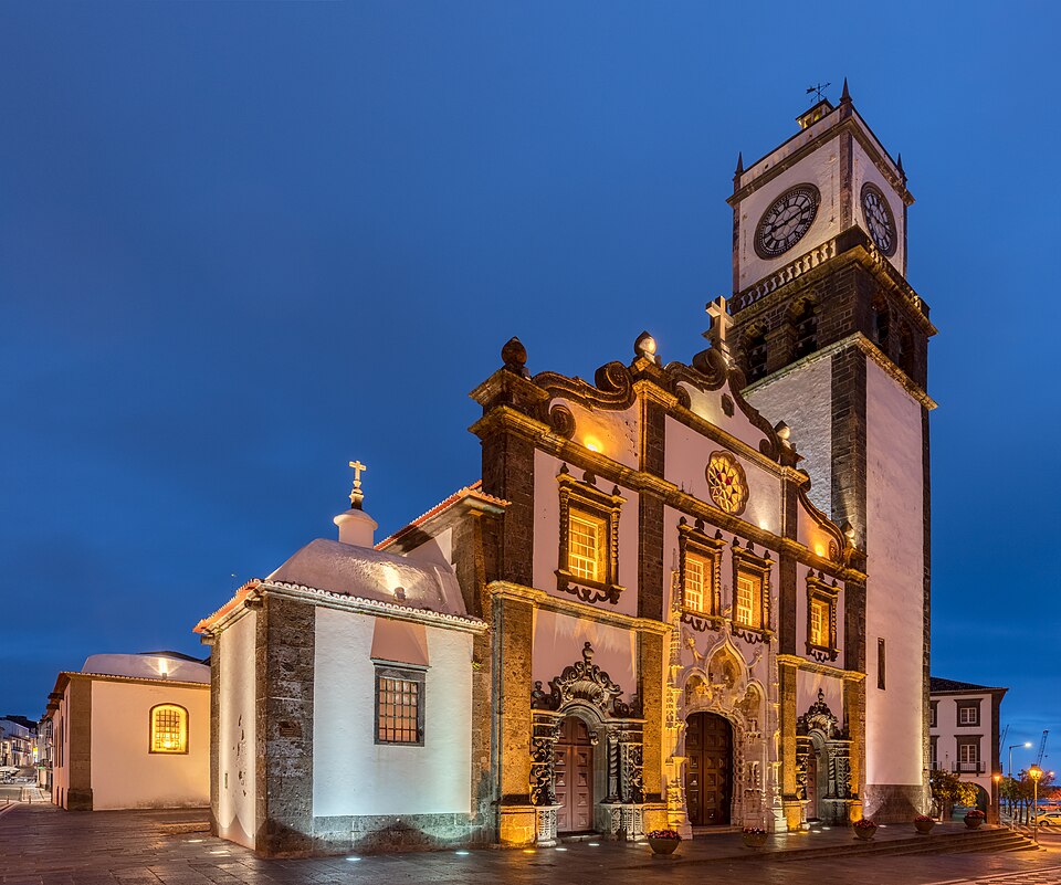 Ponto Turístico Igreja da Matriz de São Sebastião em Ponta Delgada