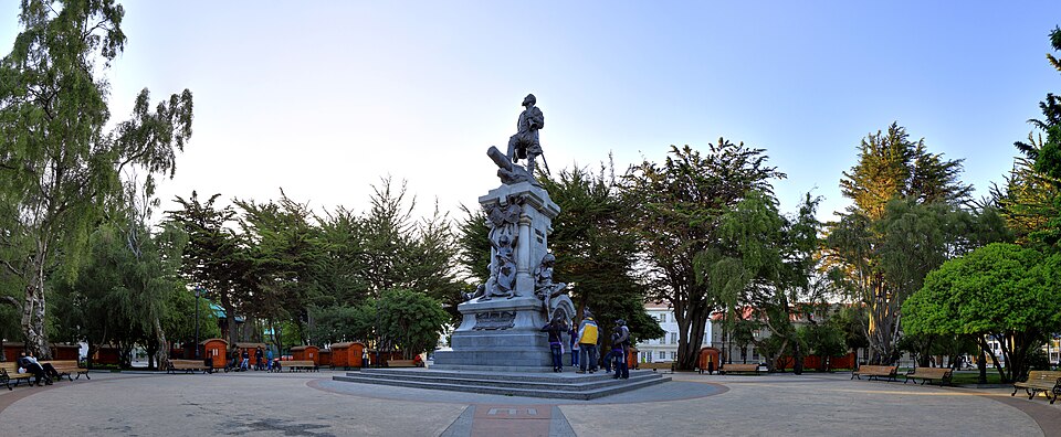 Ponto Turístico Praça Muñoz Gamero (Coração Geográfico) em Punta Arenas